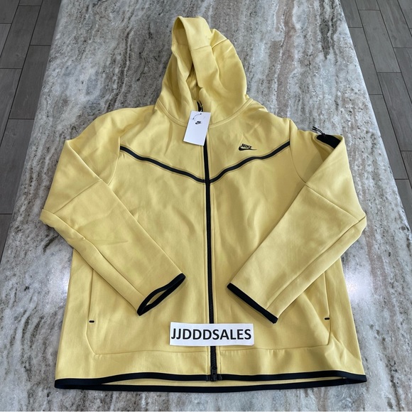 Nike Sportswear Tech Fleece Full Zip Hoodie Saturn Gold Black CU4489-700 Mens - Picture 4 of 14